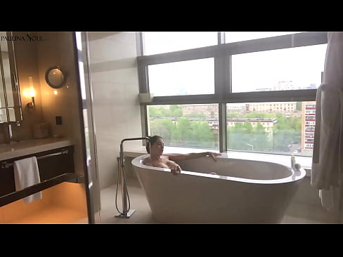 ❤️ Hiiglaslik beib kirglikult oma tussu riivimas vannitoas ☑ Kaunis porno at porn et.pornoxlxx.ru